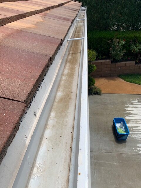 Rain Gutter - After Cleaning 4