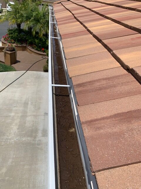 Rain Gutter - Before Cleaning 4