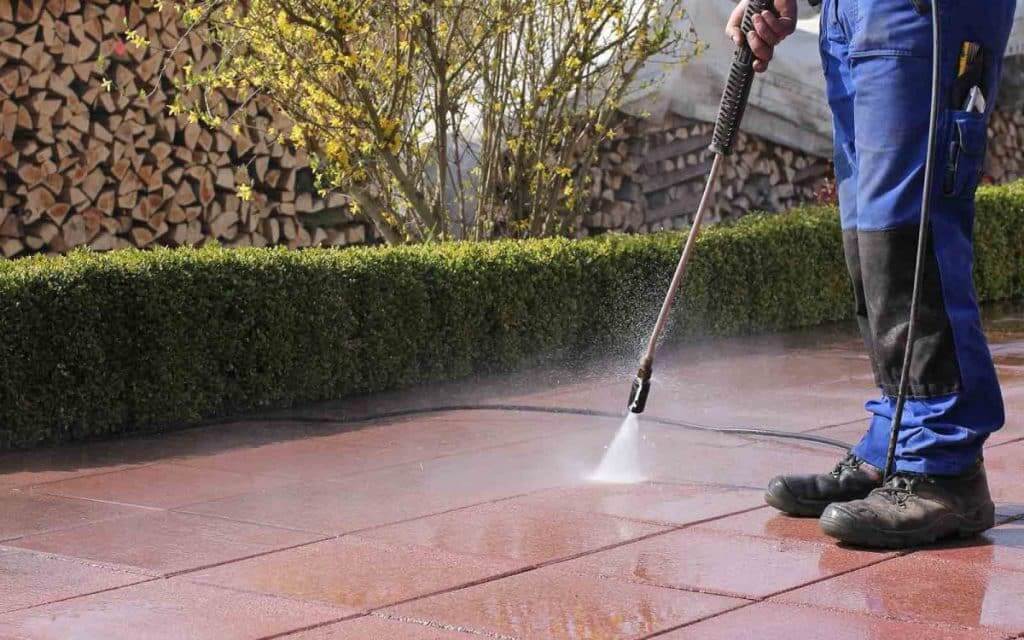pressure-washing