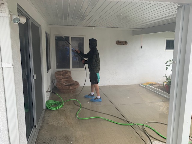 Ultimate Window Cleaning - Pressure Washing 4